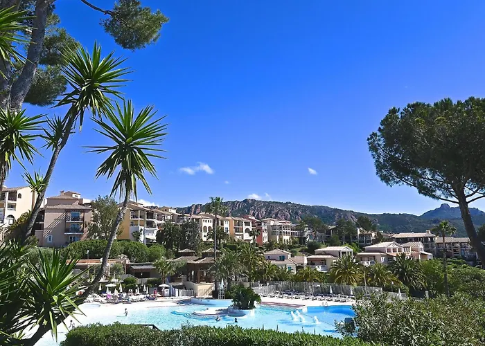 Village Cap Esterel - Le Village-81 By Interhome