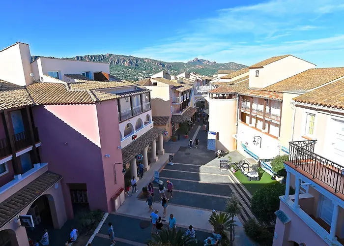 Village Cap Esterel - Le Village-81 By Interhome